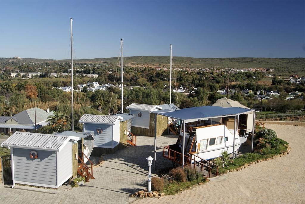 Mount Noah Lodge Oudtshoorn Exterior foto